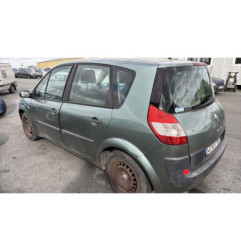 Pare boue avant droit RENAULT SCENIC 2