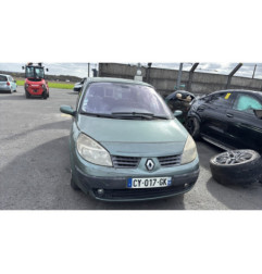 Pare boue avant droit RENAULT SCENIC 2