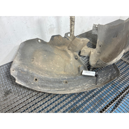 Pare boue avant gauche RENAULT SCENIC 2 Photo n°1