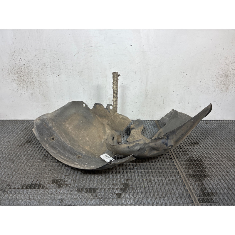 Pare boue avant gauche RENAULT SCENIC 2 Photo n°4