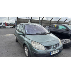 Pare boue avant gauche RENAULT SCENIC 2