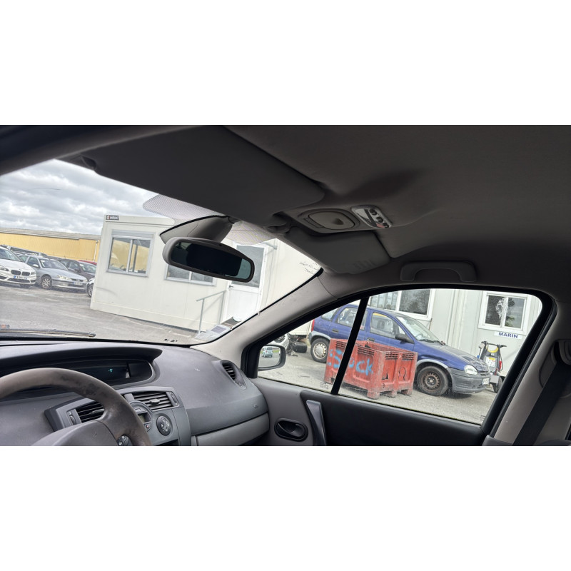 Pare boue avant gauche RENAULT SCENIC 2 Photo n°16