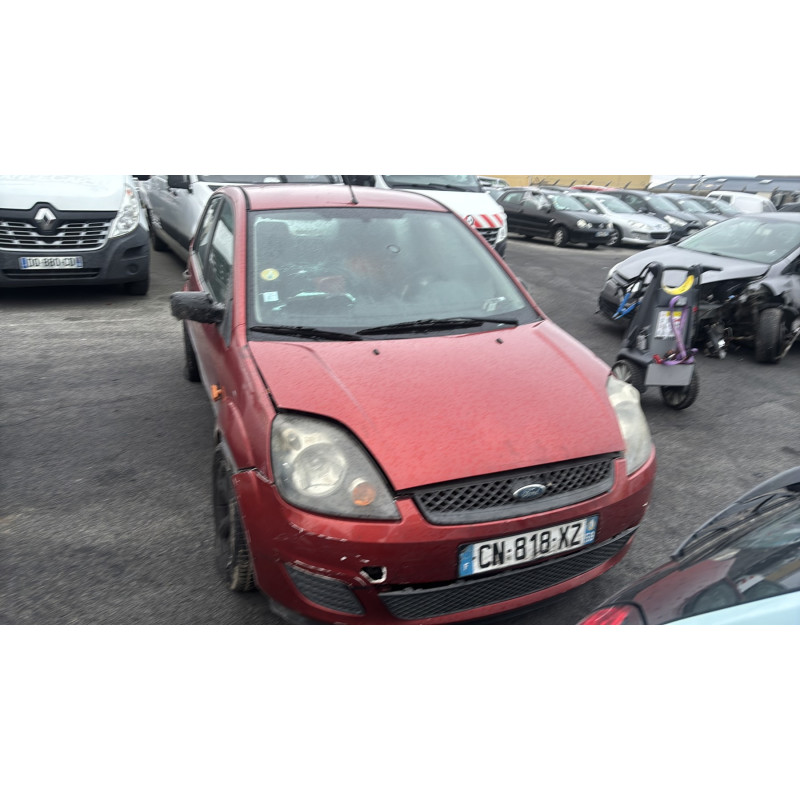 Pare boue avant gauche FORD FIESTA 5 Photo n°12