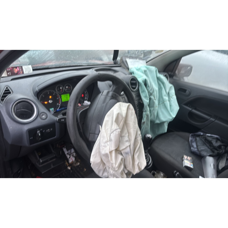 Pare boue avant gauche FORD FIESTA 5 Photo n°17