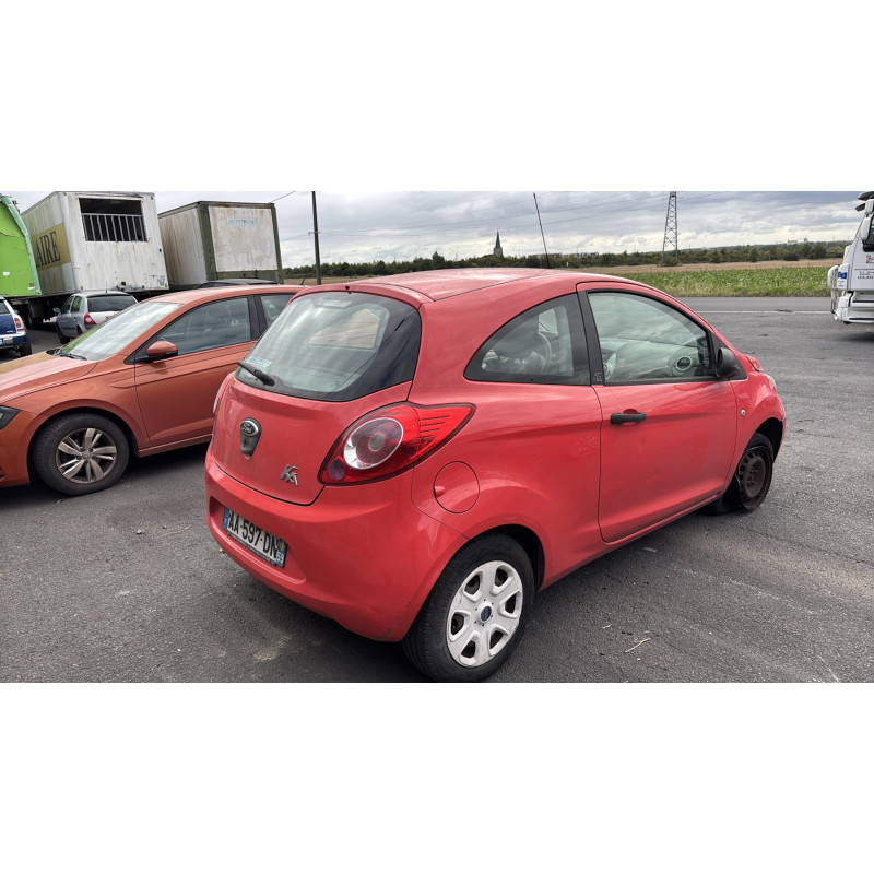 Pare boue avant gauche FORD KA 2 Photo n°6
