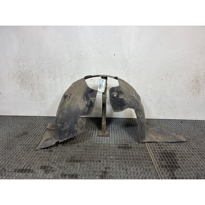 Pare boue avant gauche PEUGEOT 206 Photo n°4