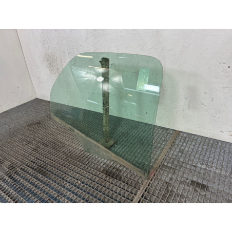 Vitre arriere droit CITROEN XSARA PICASSO Photo n°1