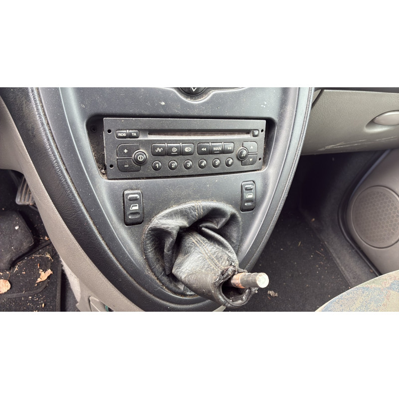 Vitre arriere droit CITROEN XSARA PICASSO Photo n°20