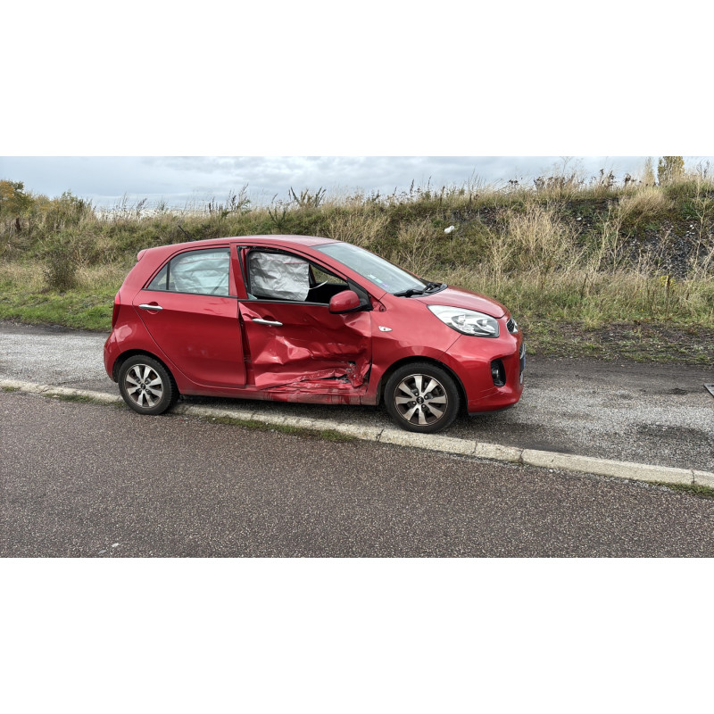Vitre avant gauche KIA PICANTO 2 Photo n°5