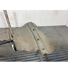 Pare boue avant droit RENAULT SCENIC 2