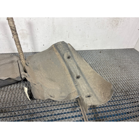Pare boue avant droit RENAULT SCENIC 2