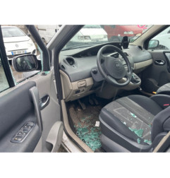Pare boue avant droit RENAULT SCENIC 2