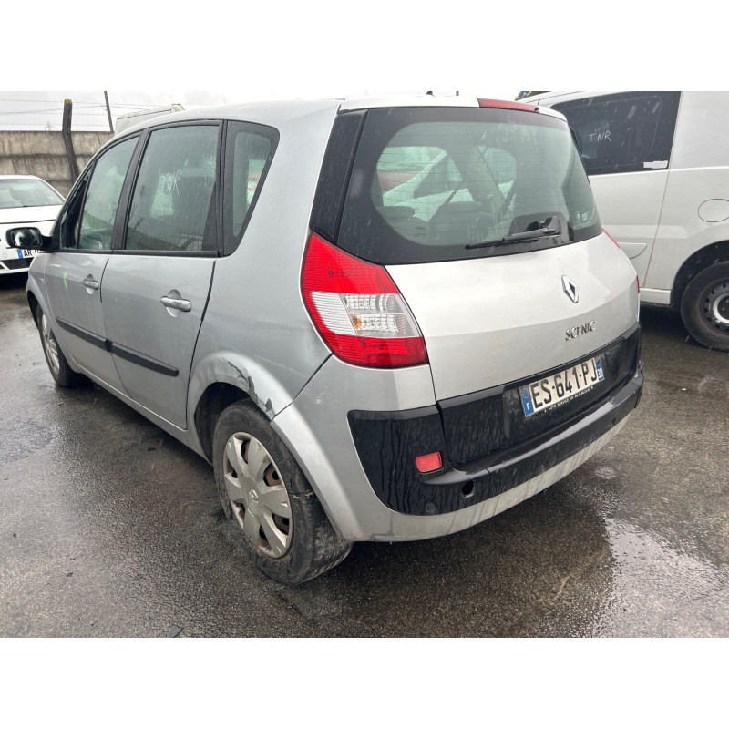 Pare boue avant droit RENAULT SCENIC 2 Photo n°7