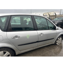 Pare boue avant droit RENAULT SCENIC 2