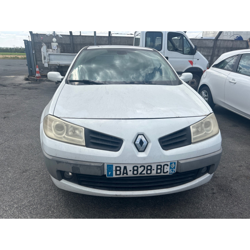Pare boue arriere gauche RENAULT MEGANE 2 Photo n°14
