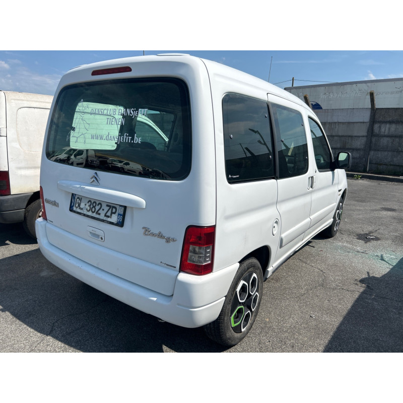 Pare boue avant droit CITROEN BERLINGO 1 Photo n°11