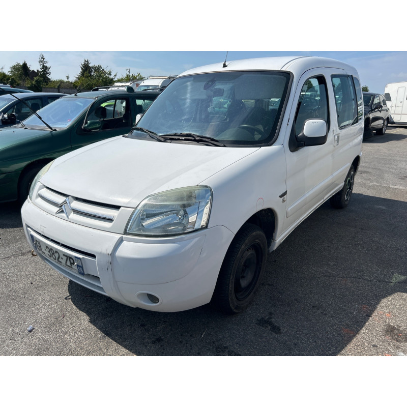 Pare boue avant gauche CITROEN BERLINGO 1 Photo n°5
