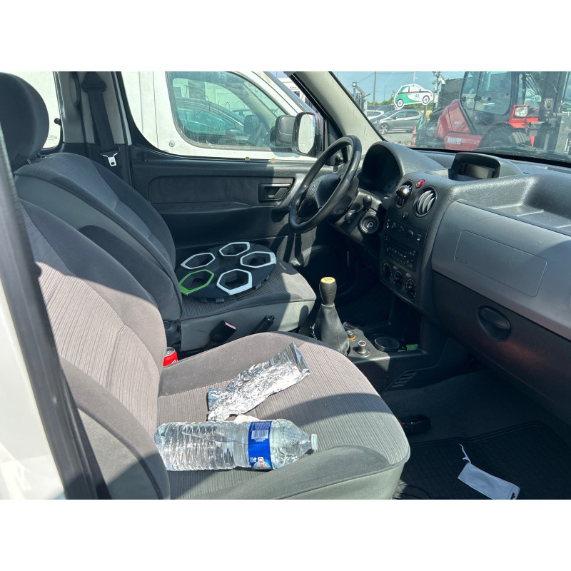 Pare boue avant gauche CITROEN BERLINGO 1 Photo n°19