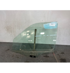 Vitre avant gauche FIAT DOBLO 2 Photo n°1