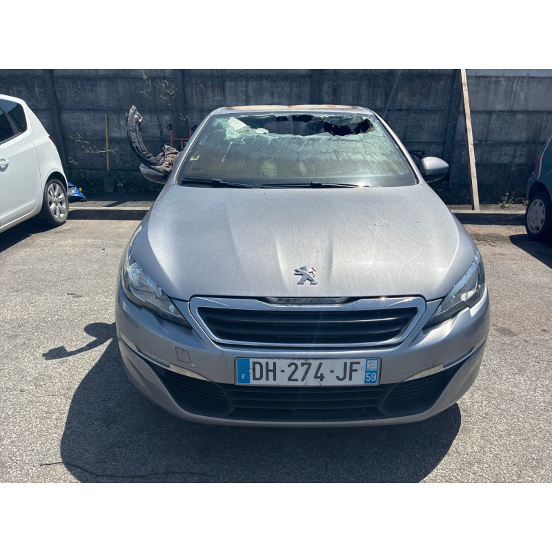 Pare boue avant gauche PEUGEOT 308 2 Photo n°6