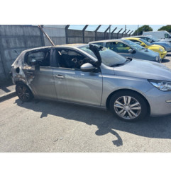 Pare boue avant gauche PEUGEOT 308 2