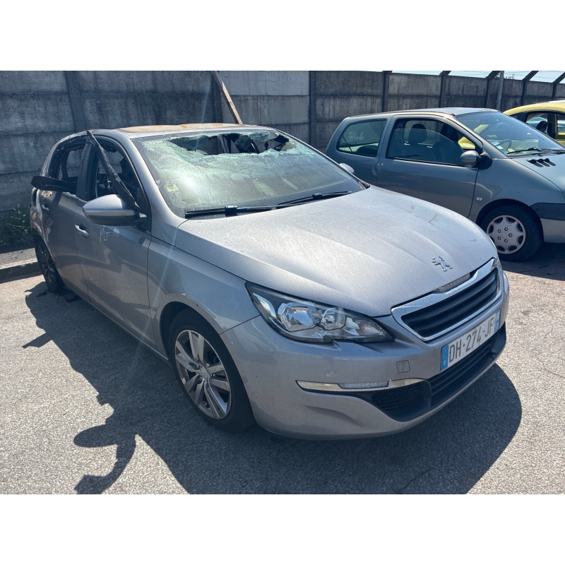 Pare boue avant gauche PEUGEOT 308 2 Photo n°11