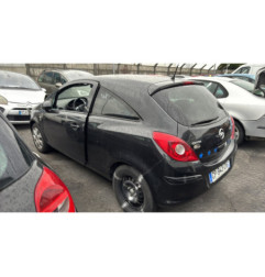 Custode arriere droit OPEL CORSA D