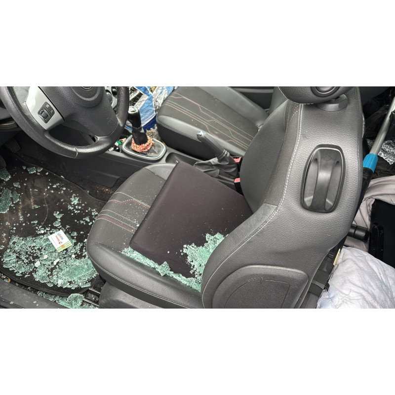 Custode arriere gauche OPEL CORSA D Photo n°14
