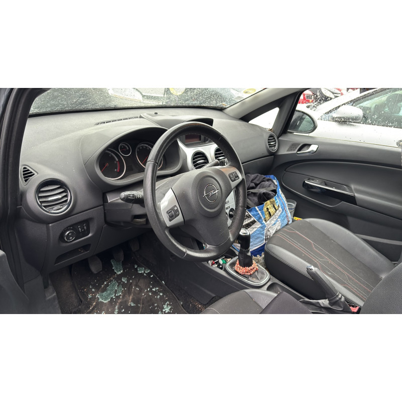Custode arriere gauche OPEL CORSA D Photo n°15