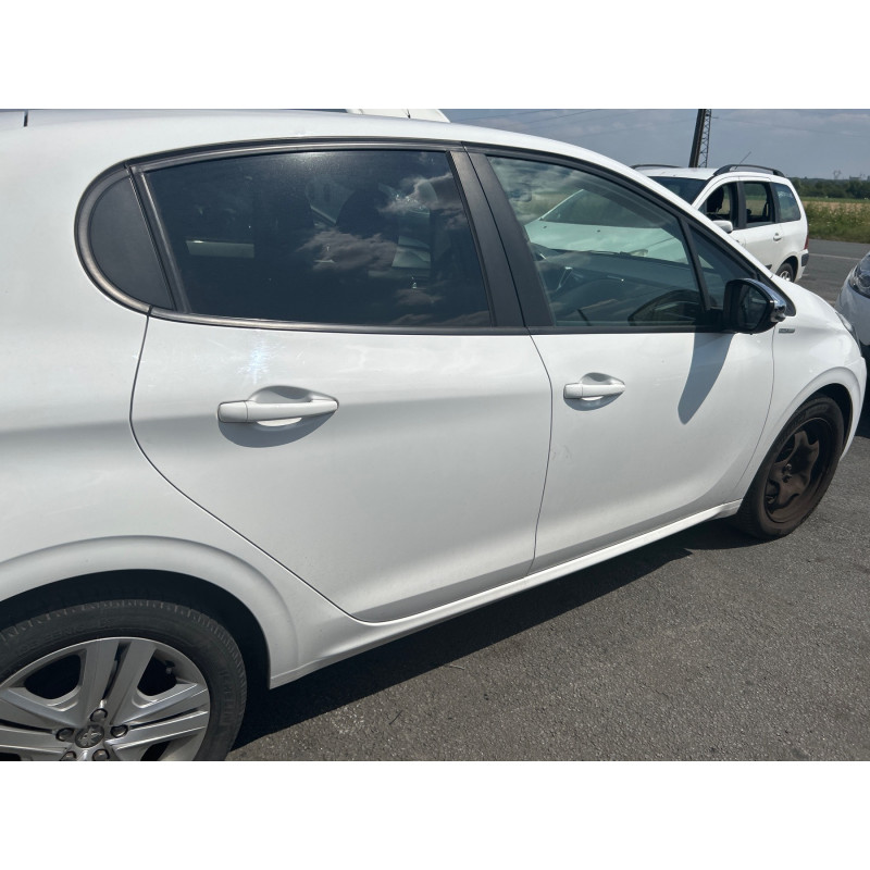 PEUGEOT 208 1 PHASE 2 1.2 VTI - 12V Photo n°15