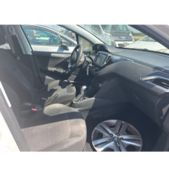 PEUGEOT 208 1 PHASE 2 1.2 VTI - 12V