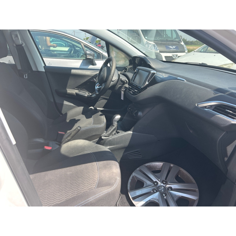 PEUGEOT 208 1 PHASE 2 1.2 VTI - 12V Photo n°17