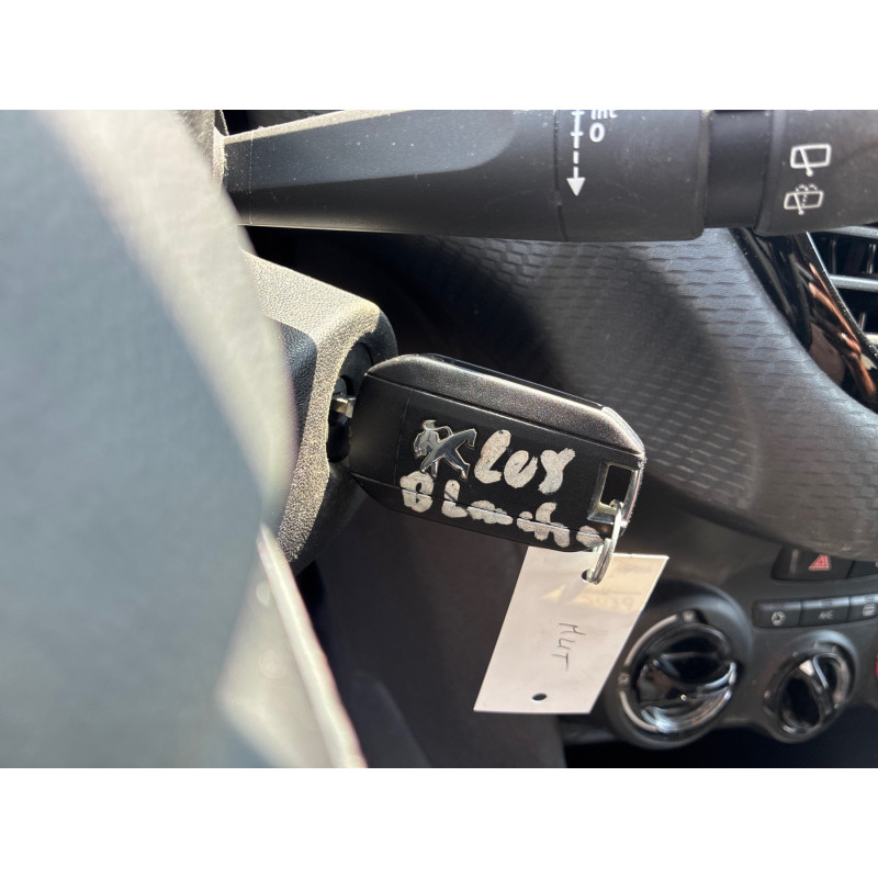 PEUGEOT 208 1 PHASE 2 1.2 VTI - 12V Photo n°23