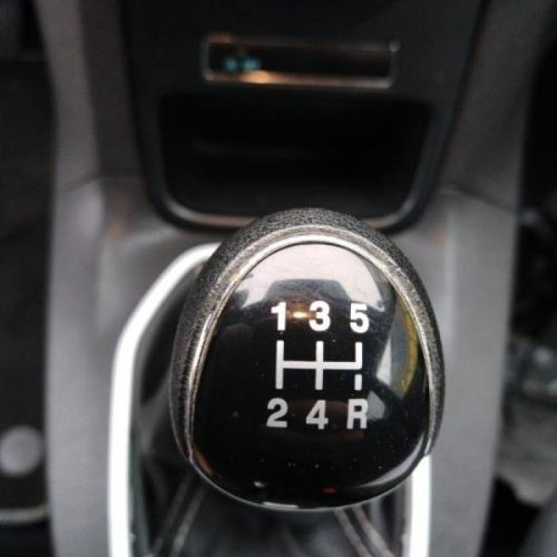 Pretensionneur de ceinture avant droit FORD FIESTA 6 Photo n°10