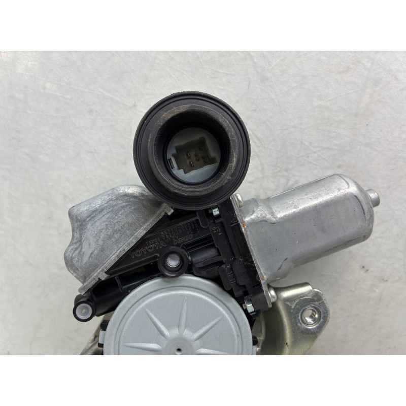 Leve vitre electrique avant droit TOYOTA PRIUS 3 Photo n°1