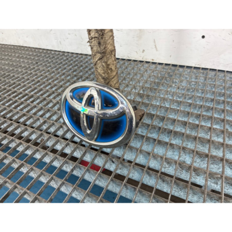 Sigle de calandre TOYOTA PRIUS 3 Photo n°1