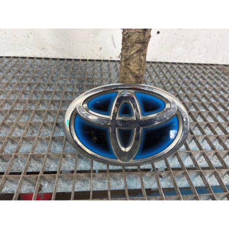 Sigle de calandre TOYOTA PRIUS 3