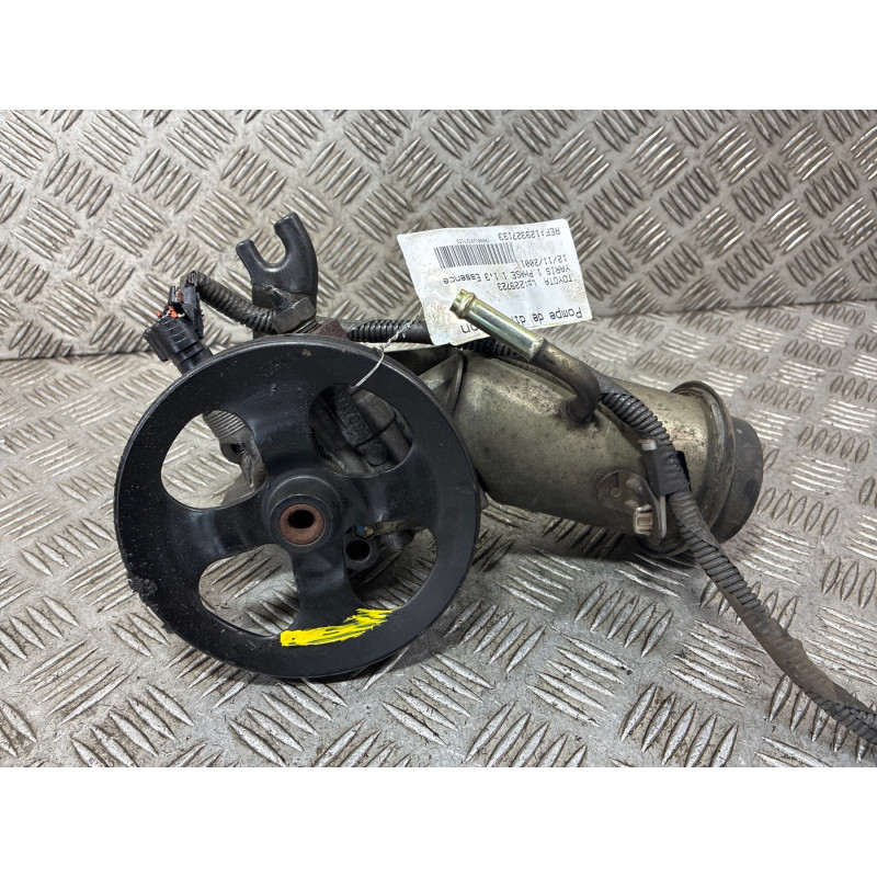 Pompe de direction TOYOTA YARIS 1 Photo n°3