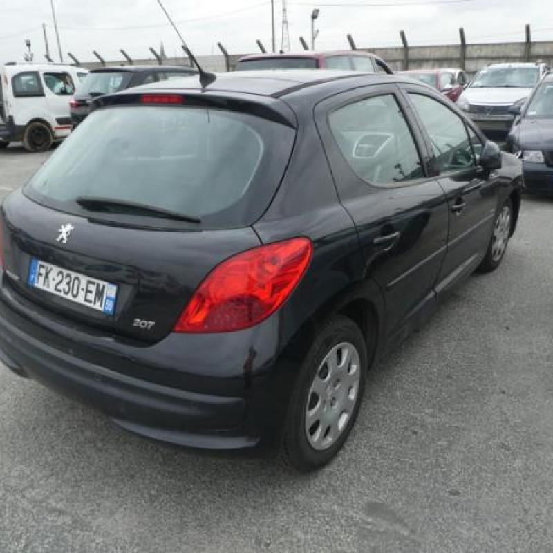 Pretensionneur de ceinture avant droit PEUGEOT 207 Photo n°6