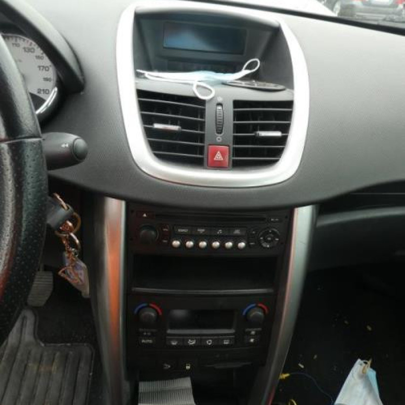 Pretensionneur de ceinture avant droit PEUGEOT 207 Photo n°13