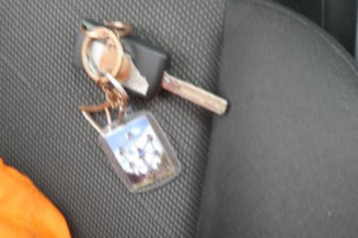 Pretensionneur de ceinture avant droit PEUGEOT 207