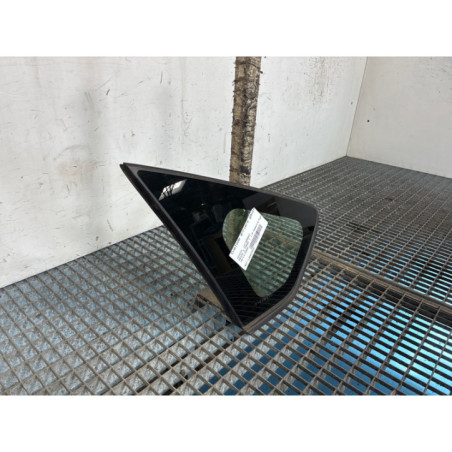 Custode arriere gauche TOYOTA PRIUS 3