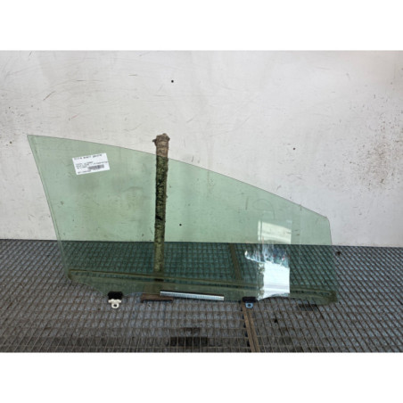 Vitre avant gauche TOYOTA PRIUS 3
