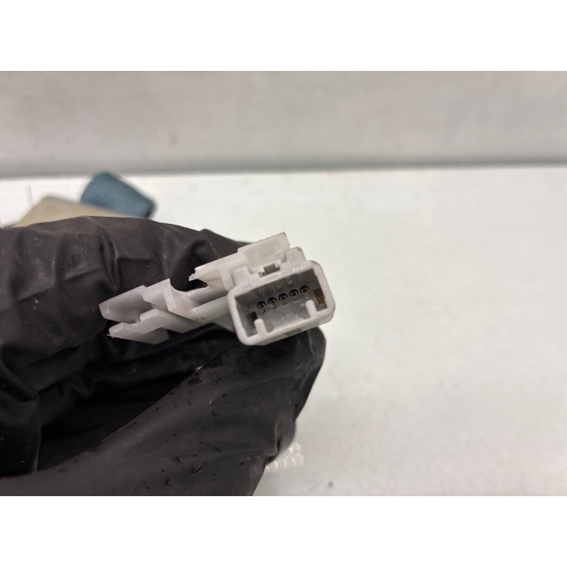 Attache ceinture arriere droit TOYOTA PRIUS 3 Photo n°1