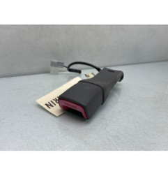 Attache ceinture arriere droit TOYOTA PRIUS 3