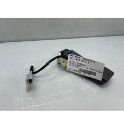 Attache ceinture arriere droit TOYOTA PRIUS 3
