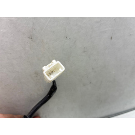 Attache ceinture avant gauche TOYOTA PRIUS 3 Photo n°1