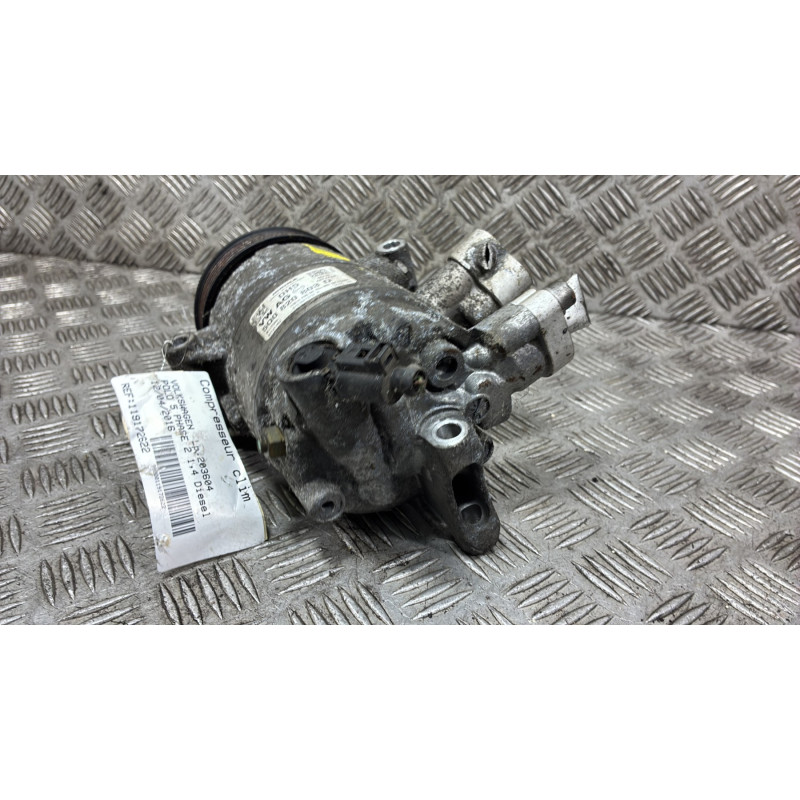 Compresseur clim VOLKSWAGEN POLO 5 Photo n°5