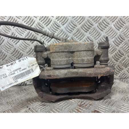 Etrier avant droit (freinage) MERCEDES VITO 639