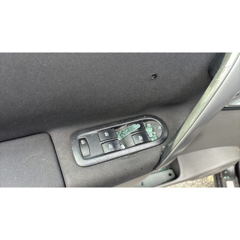 Compresseur clim RENAULT SCENIC 2 Photo n°14